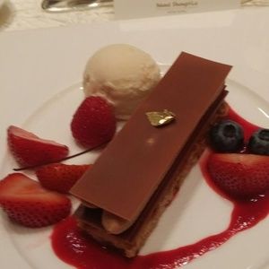 Meet your Posher, Victor